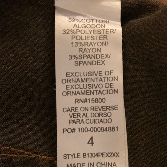 Democracy Jeans - Picture 4 of 7